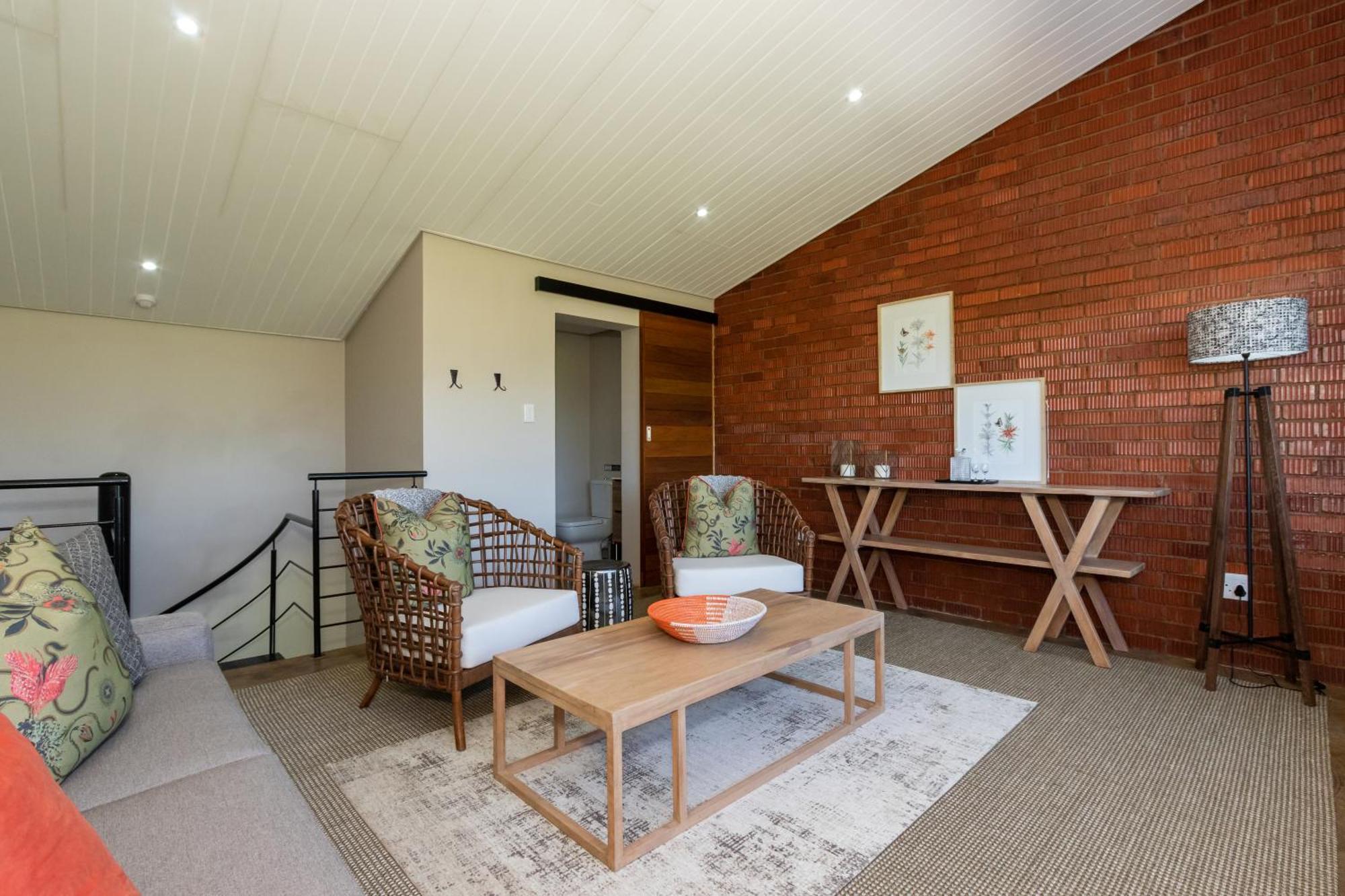 Dragonview Lodge Champagne Valley Bagian luar foto